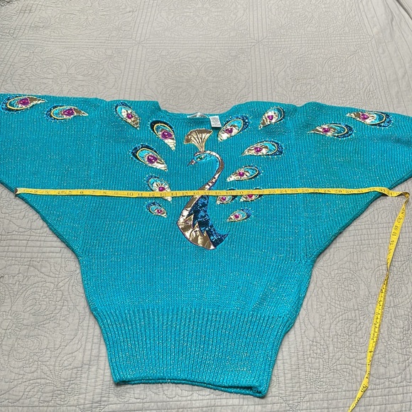 Vintage Art Deco Sweater with Fabulous Peacock Design - Picture 9 of 9